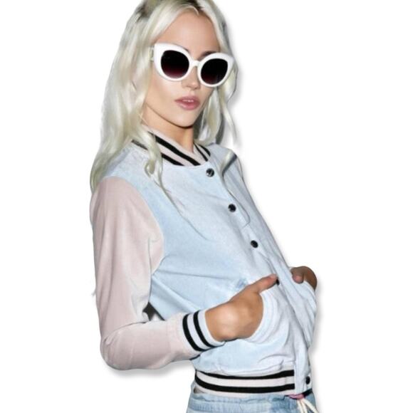 3 FOR $50! 🎁 WILDFOX Vintage Blase Pastel Pink Blue Velour Varsity Jacket - Picture 2 of 9